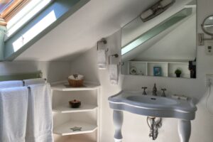 105 Penthouse Suite Bath